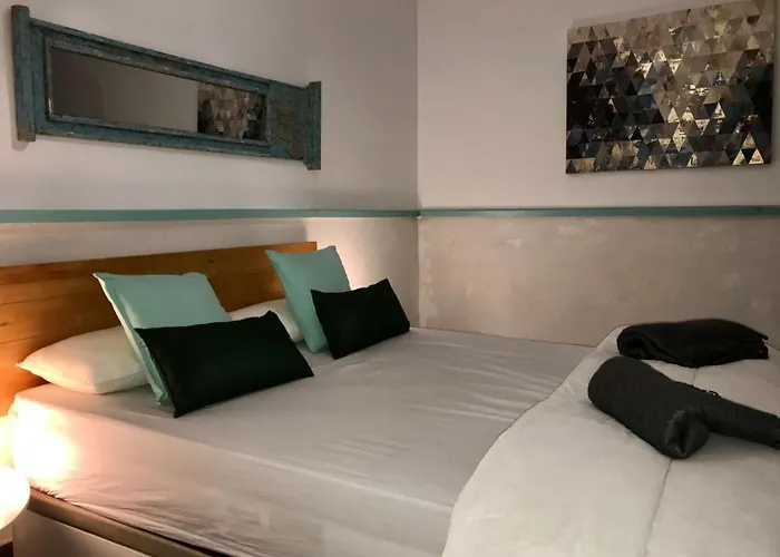 Apartment S27 Corral Del Siglo Xvi Seville
